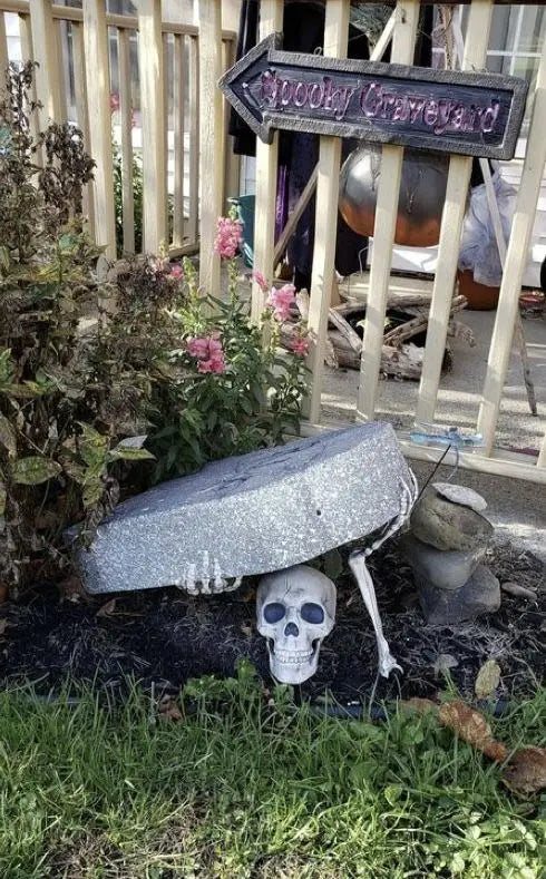 Skelett-Set 3-teilig - Totenkopf & Arme mit Erdspieß für Garten & Rasen