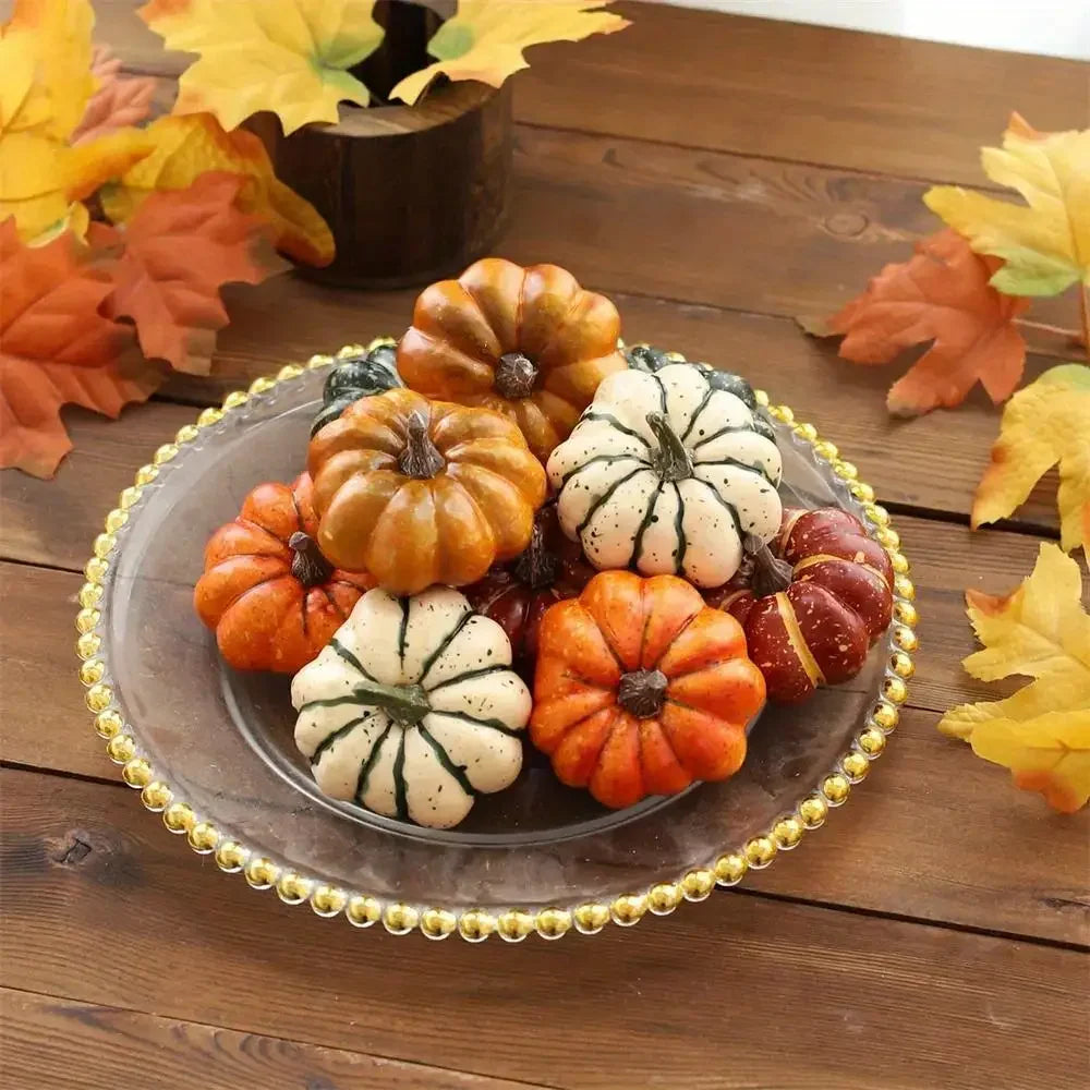 Künstliche Kürbisse 9er-Set - Herbstdeko für Tisch, Regal & Fensterbank